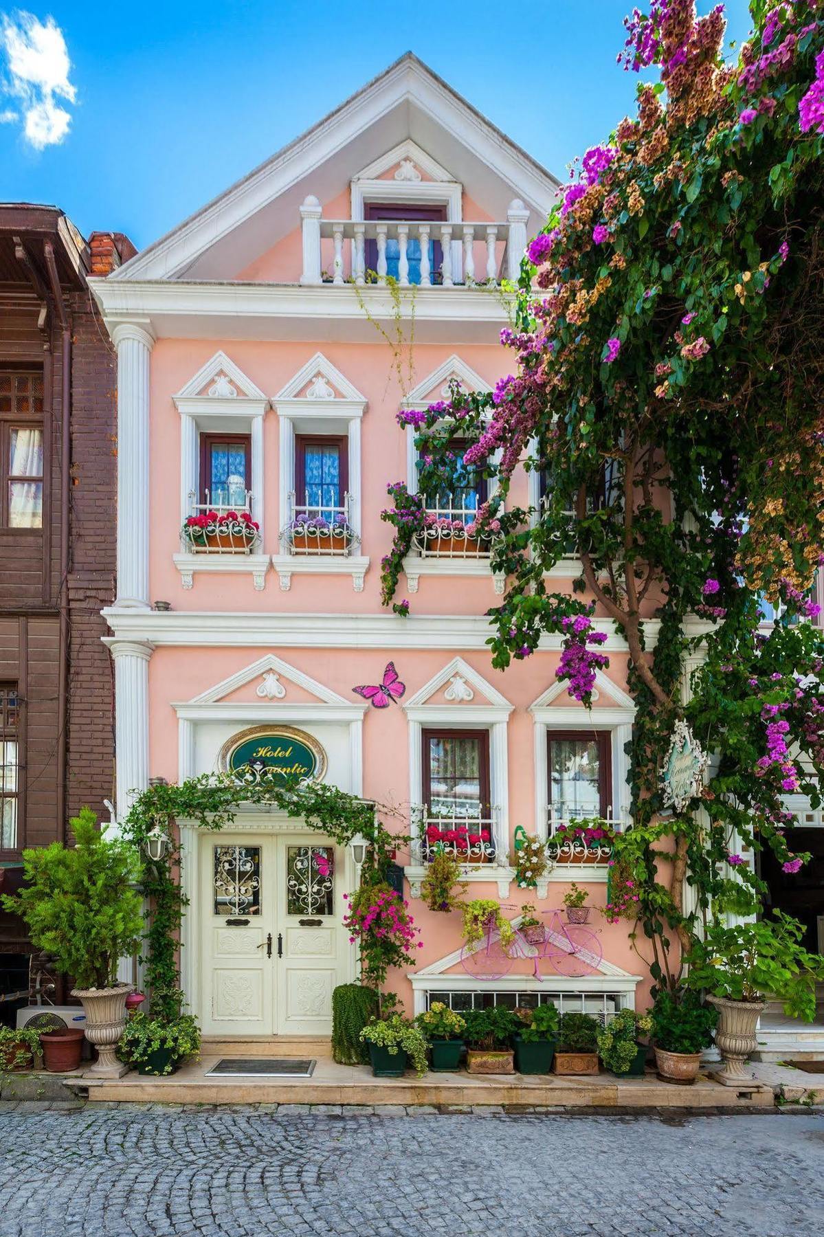 Romantic Hotel Istanbul Exterior photo